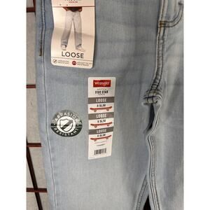 Wrangler loose-fit boys' jeans100% cotton denim, adjust-to-fit waistband 8 Slim